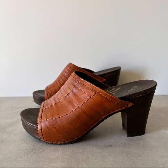 Dansko Randi wooden chunky heel slip on Mules - Picture 4 of 11